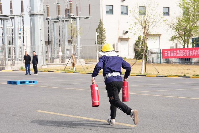 1745561366465718AJsE.jpg DSC03334.jpg